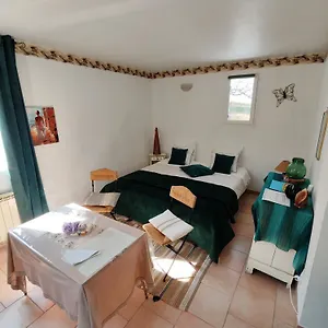 Couette-café D'hotes, A La Nuitee, Barret-de-Lioure