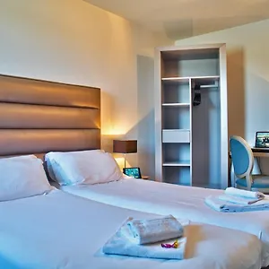 *** Hotel Adonis Bayonne France